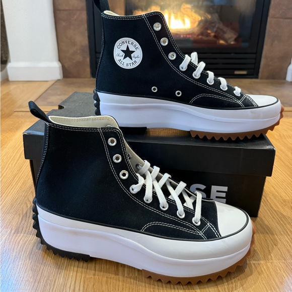 Converse Run Star Hike High Top Black White Gum Men’s 10 Women’s 11.5 New W/Box - Picture 5 of 11
